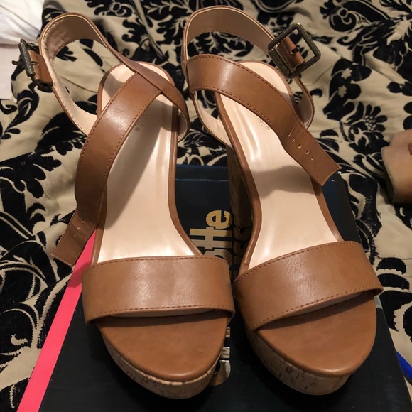 Wedges - Picture 2 of 2